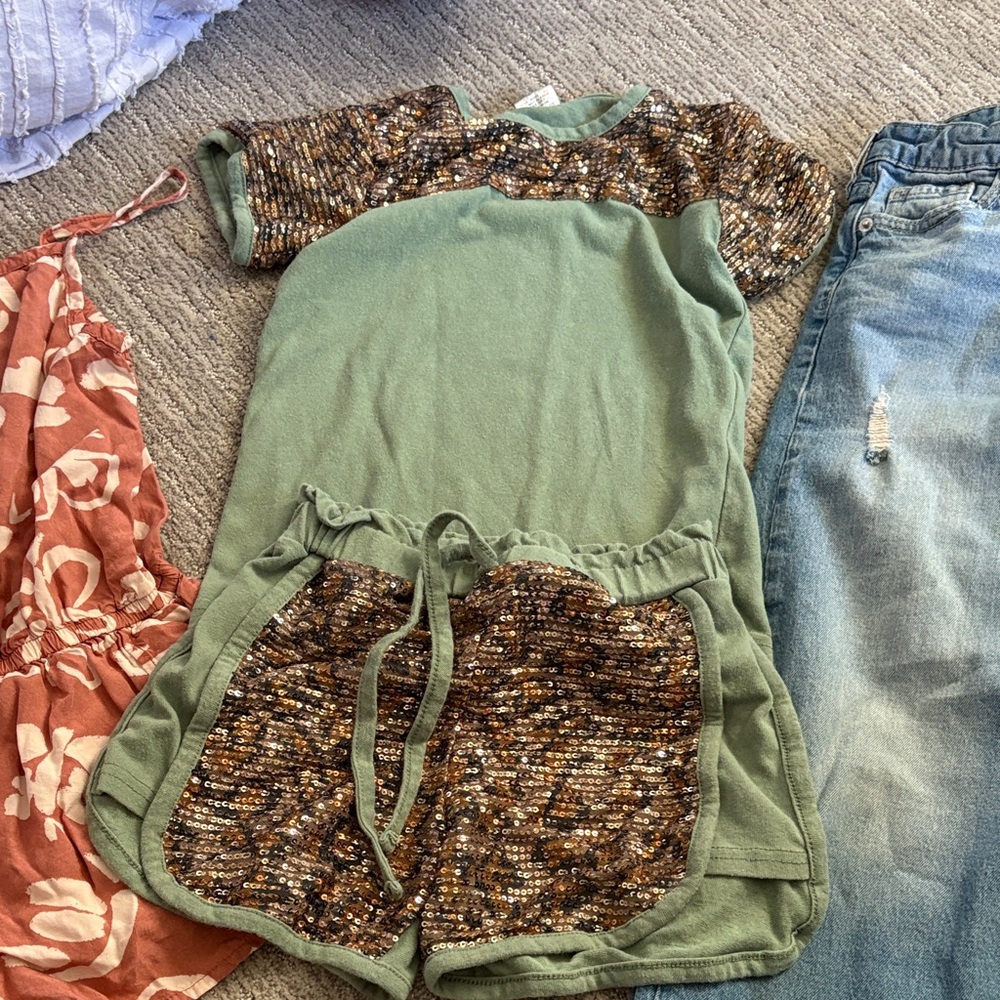 Girls 8-10 bundle - Picture 7 of 16